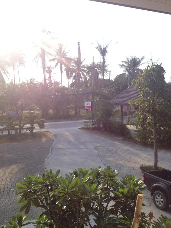 Baan Busaba Hotel Ko Pha Ngan Ngoại thất bức ảnh